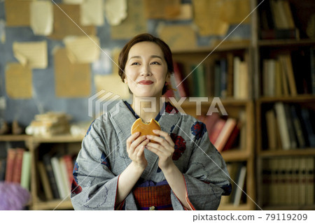 Kimono lifestyle tsumugi komon 79119209
