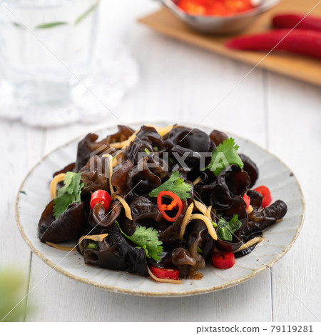 涼拌 木耳 雲耳 川耳 涼拌雲耳 涼拌川耳 Black fungus cold dish キクラゲ 涼拌 木耳 雲耳 川耳 涼拌雲耳 涼拌川耳 Black fungus cold dish キクラゲ 79119281