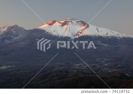 Mount Asama at sunset [Karuizawa] 79119732