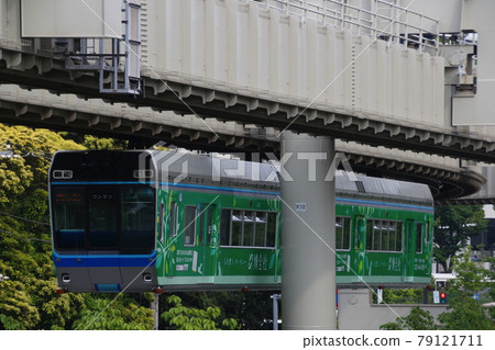 [CM] Chiba Urban Monorail 1000 79121711