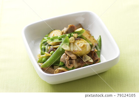 New potato and pork butter soy sauce saute 4 New potato and pork butter soy sauce saute 4 79124105