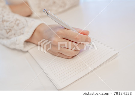 Pen, ballpoint pen, notebook, ring notebook, telework, home office work, writing qualification, study memo, female housewife Pen, ballpoint pen, notebook, ring notebook, telework, home office work, writing qualification, study memo, female housewife 79124138