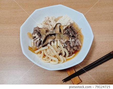 Home sukiyaki udon Home sukiyaki udon 79124725