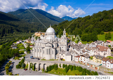 Aerial view of the Cristo Re Church in Messina, Italy 79124872