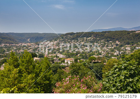 Beautiful view of houses in the mountains in the south of France 79125179