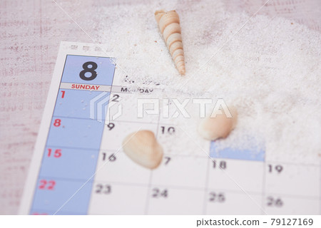 八月夏天的形象 八月夏天的形象 79127169