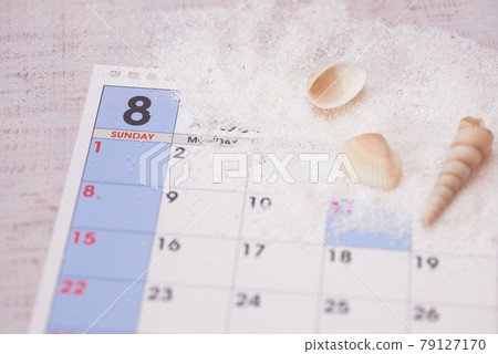 八月夏天的形象 八月夏天的形象 79127170