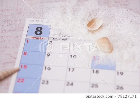 八月夏天的形象 八月夏天的形象 79127171