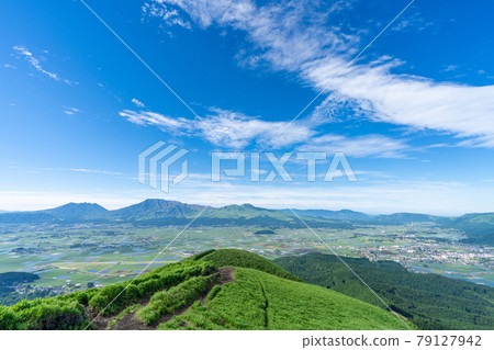 Scenery of Aso National Park, Daikanbo ・ Scenery taken from Daikanbo Scenery of Aso National Park, Daikanbo ・ Scenery taken from Daikanbo 79127942