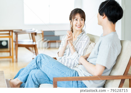 夫妻夫妻生活生活方式 79128715