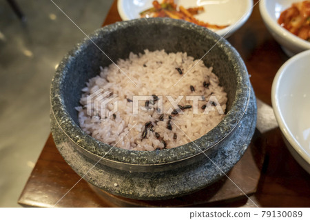Stir-fried rice 79130089