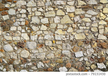 Old wall texture of various stones 79131430