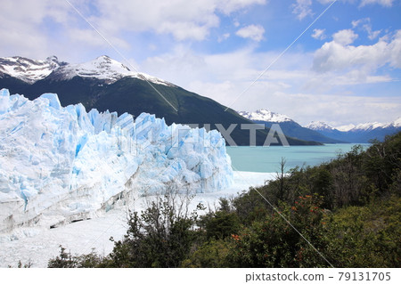 Perito Moreno Glacier (Argentina) Perito Moreno Glacier (Argentina) 79131705
