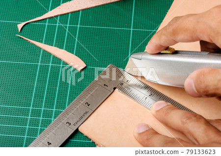 retractable utility knife retractable utility knife 79133623