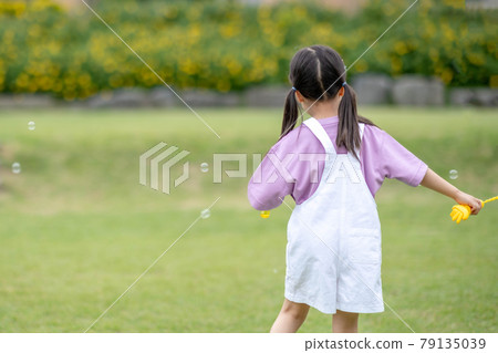 Children lifestyle play Children lifestyle play 79135039