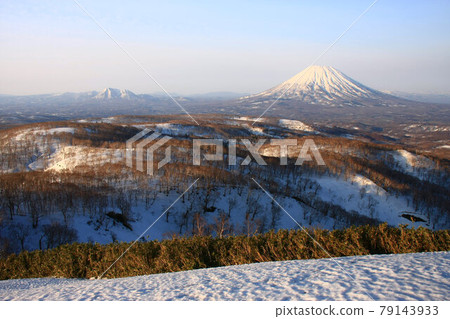 The last Mt. Yotei in Heisei seen from Mt. Ponkuto The last Mt. Yotei in Heisei seen from Mt. Ponkuto 79143933
