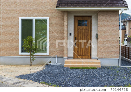 Building new house entrance symbol tree 79144738