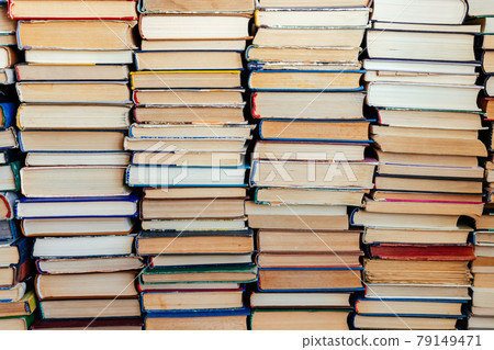 Background. Many old books and textbooks are in the library. 79149471