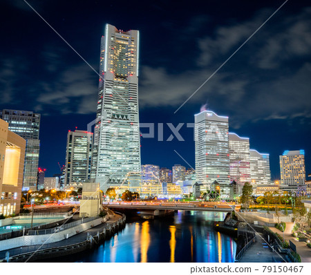 Waterfront Skyline Waterfront Skyline 79150467
