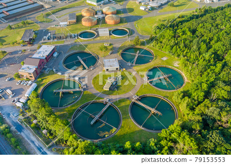 Aerial view recirculation sedimentation tank, water treatment plant for big city from water management 79153553