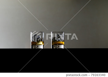 Whiskey lock and bar counter 79163340