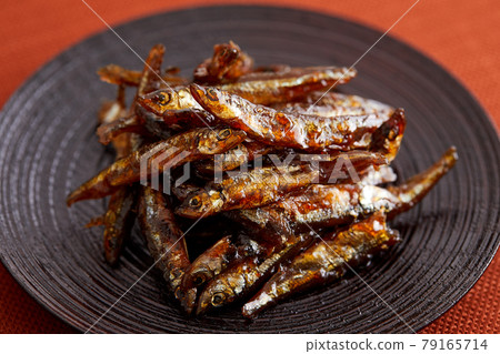 Boiled smelt in elegant lacquer ware Boiled smelt in elegant lacquer ware 79165714