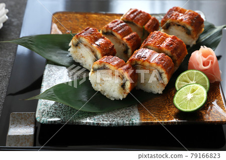 Eel stick sushi 79166823