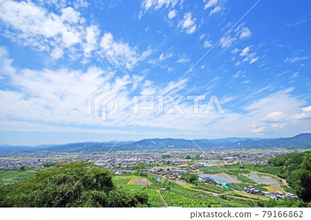 View spot A spectacular view of the Tsukushi Plain overlooking Ukiha Inari Shrine View spot A spectacular view of the Tsukushi Plain overlooking Ukiha Inari Shrine 79166862