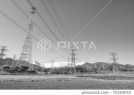傳輸線和塔 79169658