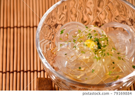 Cool and refreshing Tokoroten 79169884