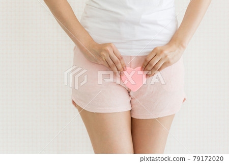 有心臟的婦女 79172020