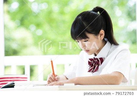 Class girl junior high school student seriously 79172703