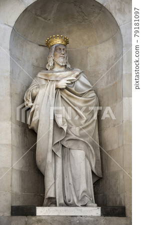 Sculpture Jaume El Conqueridor (King of Aragon) Sculpture Jaume El Conqueridor (King of Aragon) 79181097