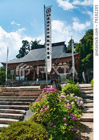 Kannonshoji Temple Main Hall [Azuchi Town, Omihachiman City, Shiga Prefecture] 79182205