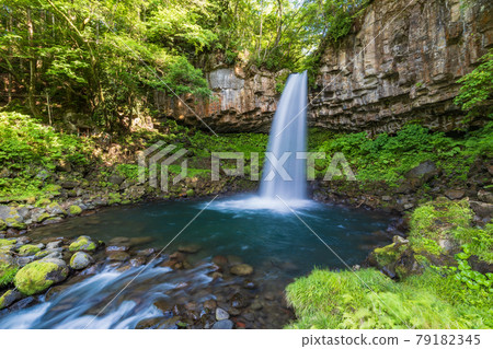 (Shizuoka Prefecture) Manjo Waterfall in Izu (Banjo no Taki) 79182345