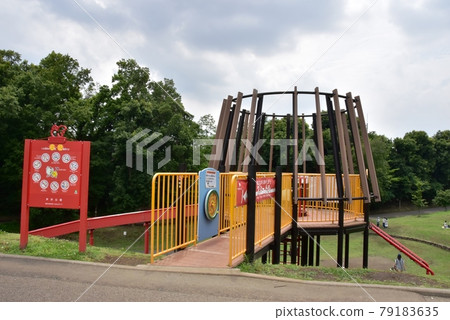 座間市芹澤公園兒童冒險樂園滑道入口 79183635