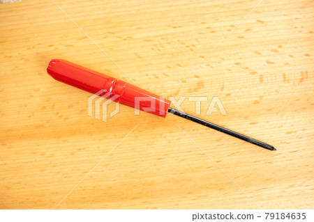 Tool driver 79184635