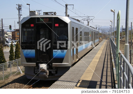 奧羽本線 GV-E400（五能線→津輕線發車） 79184753