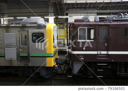 Kumoya E493 系列的試運行列車（自重訓練） 79186501