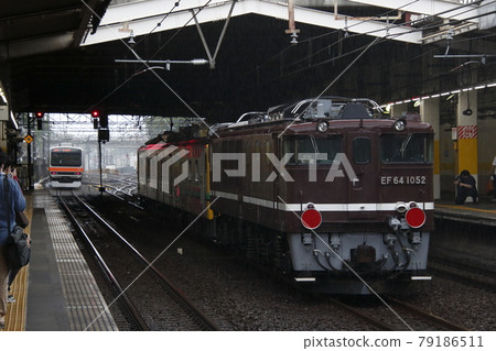 Test run train by Kumoya E493 series (dead weight training) 79186511