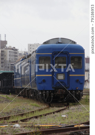 Blue Train Passenger Car (2021) detained in Oku Rolling Stock Center Blue Train Passenger Car (2021) detained in Oku Rolling Stock Center 79186953