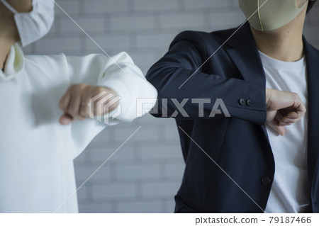 肘部觸摸面罩辦公室 79187466