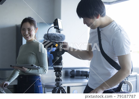 Video recording, cameraman director 79187787