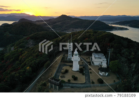 宮崎縣日向市黃昏的細島燈塔 宮崎縣日向市黃昏的細島燈塔 79188109