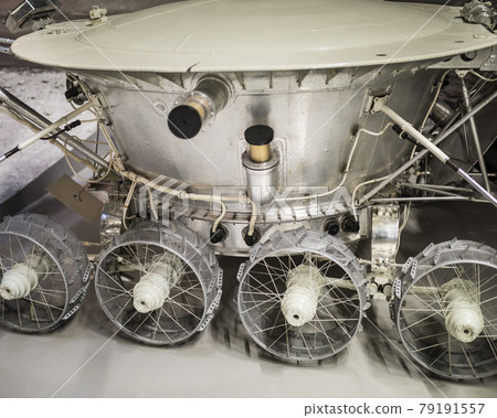 "Lunokhod-1" -the first in the world automatic self-propelled unit "Lunokhod-1" -the first in the world automatic self-propelled unit 79191557