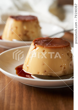 Homemade pudding 79198367