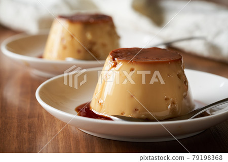 Homemade pudding Homemade pudding 79198368