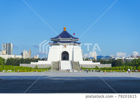 Chiang Kai-shek Memorial Hall against blue sky in Taipei,Taiwan. Chiang Kai-shek Memorial Hall against blue sky in Taipei,Taiwan. 79201615