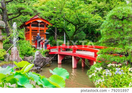 Takahata Fudoson Kongoji Temple Benten-do and Benten Pond 79201897