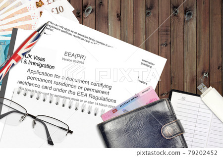 English form EEA PR application for a document certifying permanent residence or permanent residence card under the EEA regulations from UK visas and immigration English form EEA PR application for a document certifying permanent residence or permanent residence card under the EEA regulations from UK visas and immigration 79202452